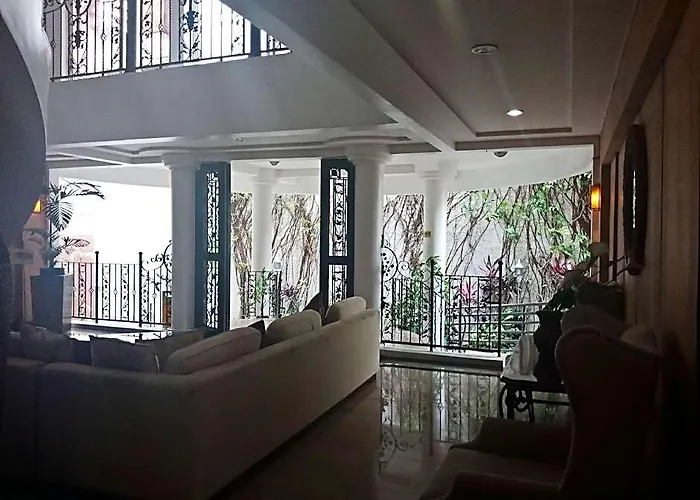 Hotel Casa Micarosa And Residences Manille